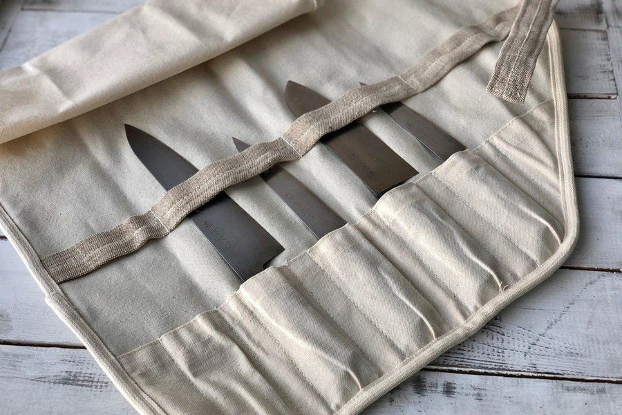 Kitchen knives storing bag by Knife To Meet You