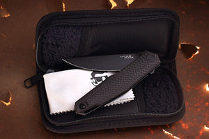knife comes with the zipper pouch