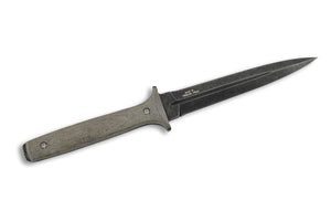 Sting- dagger by N.C. Custom, other side