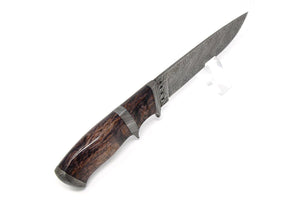 Suna designed as a hidden tang knife